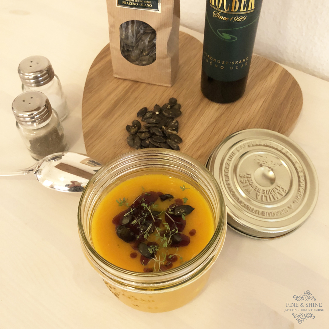 Anka-food-more, Hokkaido, Ingwer, Kartoffel, Kartoffeln, Kocbek, Kürbis, Kürbiskerne, Kürbisöl, Kürbissuppe, slowenische Spezialitäten, Zitronengras, Kürbissuppe (mit Ingwer und Zitronengras),
